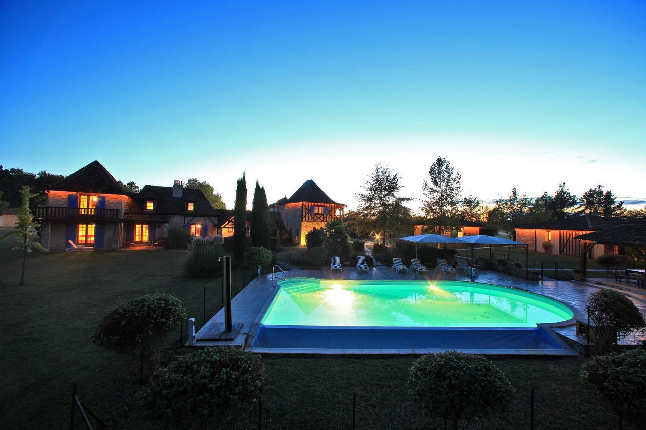 Au Jardin Fleuri Hotel Bosset Exterior photo
